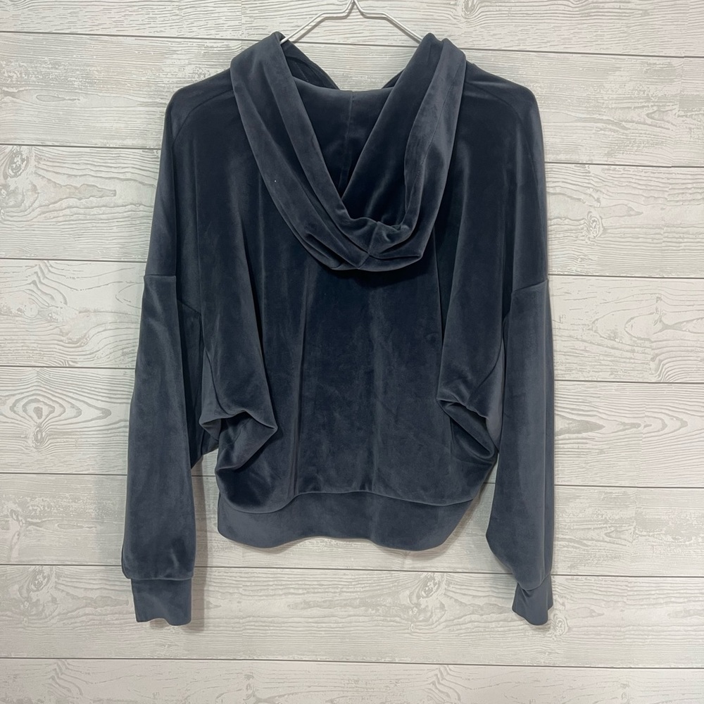 American Eagle Blue Velvet Cropped Hoodie- Women’s Xs